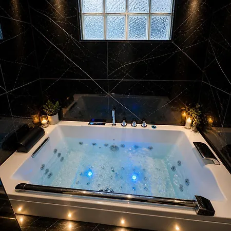 Le Patio Secret, Duplex De Gamme Avec Terrasse En Centre Boulogne-sur-Mer